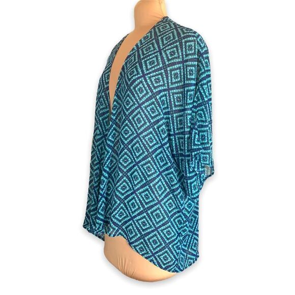 Maurices Kimono Lightweight Blue Abstract Print Plus Size 1X - Picture 2 of 6